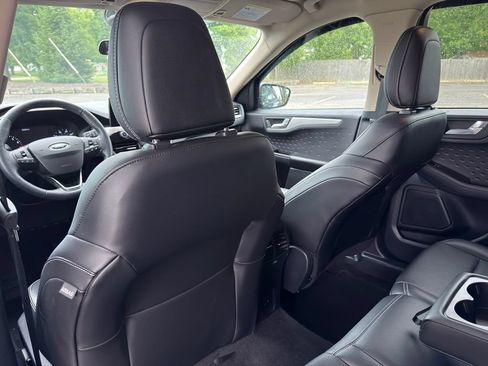 Used 2020 Ford Escape SEL FWD image 26
