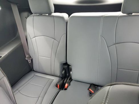 Certified 2024 Buick Enclave Essence w/ Trailering Package, 5000 lbs. FWD image 10