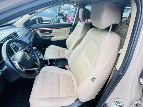 Used 2017 Honda CR-V Touring image 9