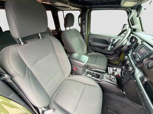 Used 2020 Jeep Wrangler Unlimited Sport image 13