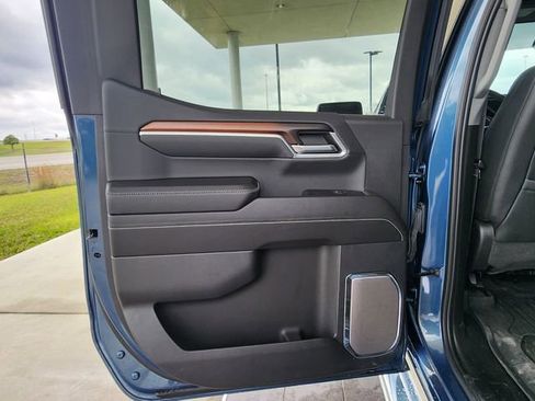 Used 2024 GMC Sierra 1500 Denali w/ Technology Package AWD/4WD image 20
