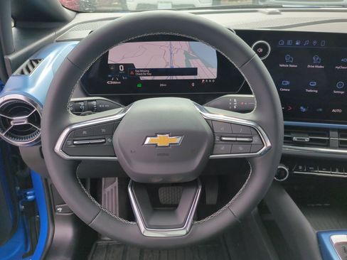 New 2026 Chevrolet Equinox EV LT w/ LPO, All-Weather Mat Package image 11