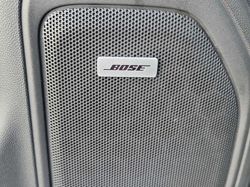 Used 2020 GMC Sierra 1500 SLT w/ SLT Premium Plus Package AWD/4WD image 30