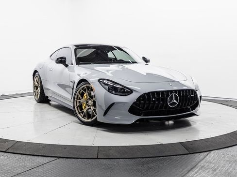 Used 2025 Mercedes-Benz AMG GT 63 image 1