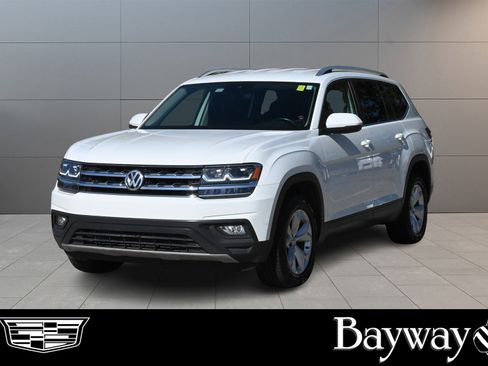 Used 2019 Volkswagen Atlas SE image 1