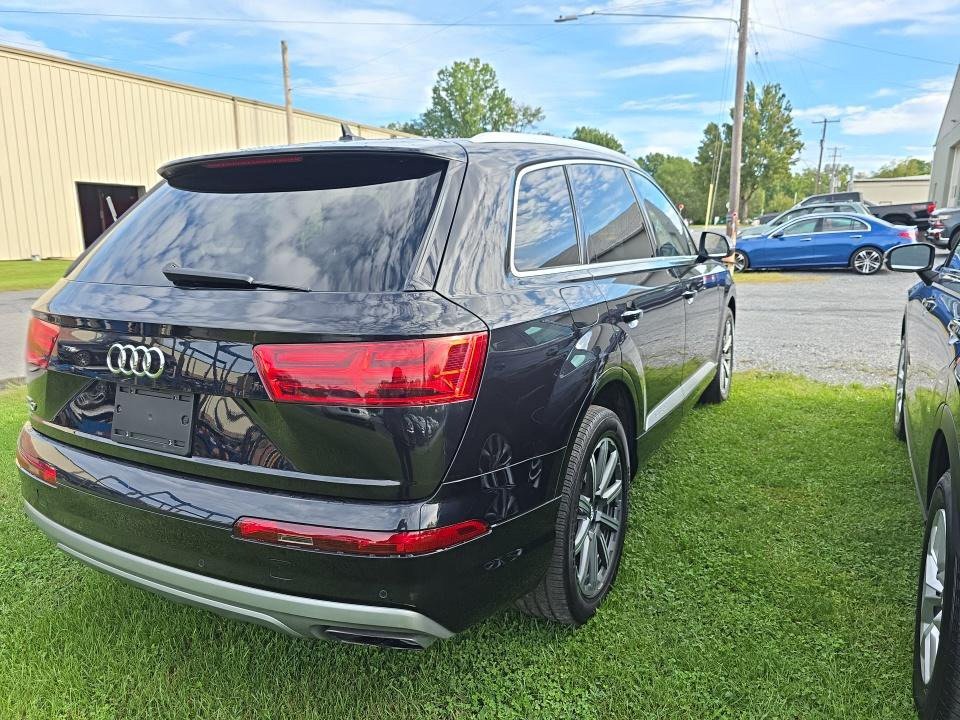 Used 2019 Audi Q7 3.0T Premium Plus w/ Premium Plus Package AWD/4WD image 3