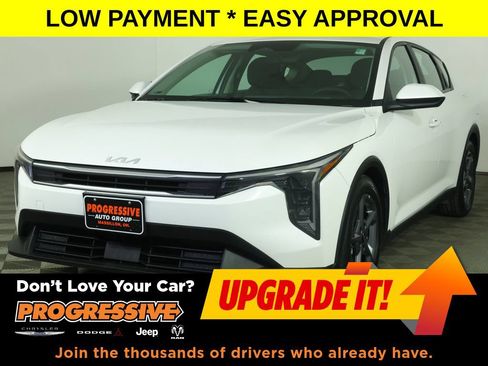 Used 2025 Kia K4 FWD image 1