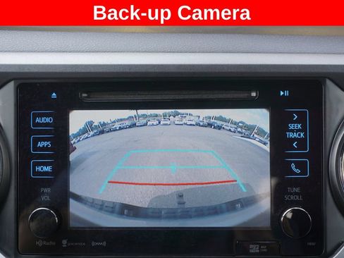 Used 2019 Toyota Tacoma TRD Sport AWD/4WD image 7