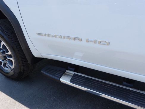 Used 2024 GMC Sierra 3500 SLE AWD/4WD image 12