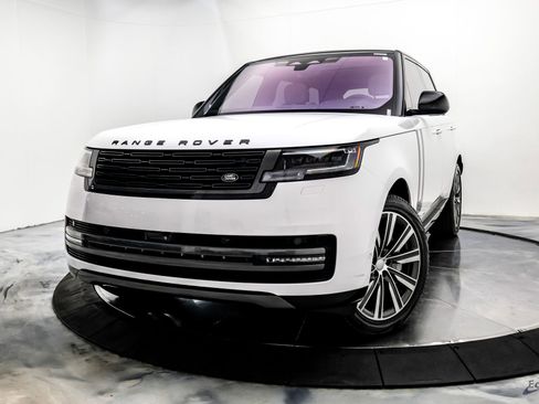 Used 2023 Land Rover Range Rover SE AWD/4WD image 5