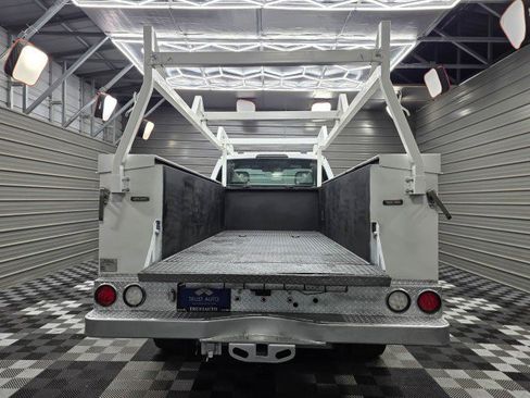 Used 2022 Ford F350 XL w/ Power Equipment Group AWD/4WD image 6
