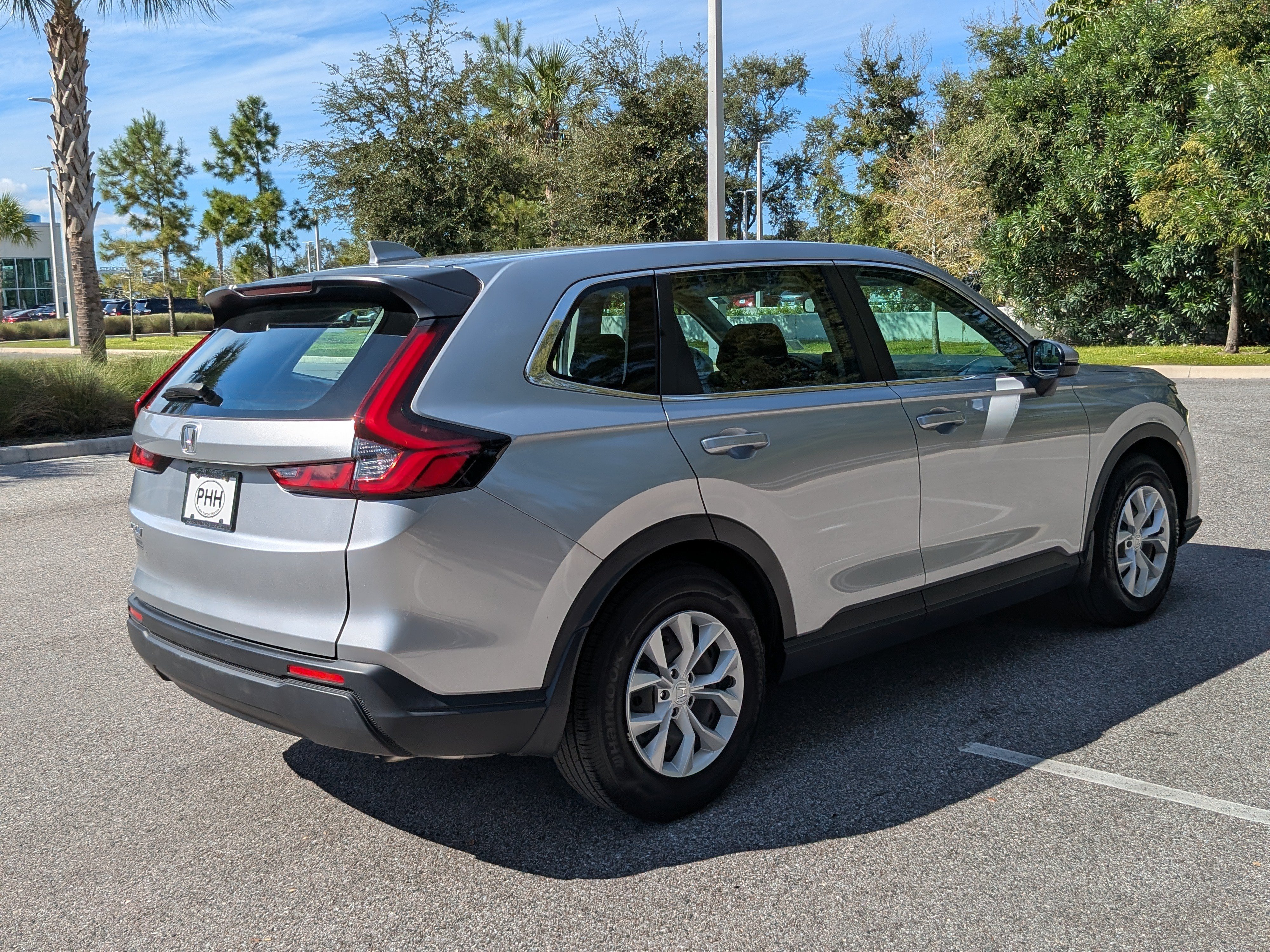 Used 2024 Honda CR-V LX image 7