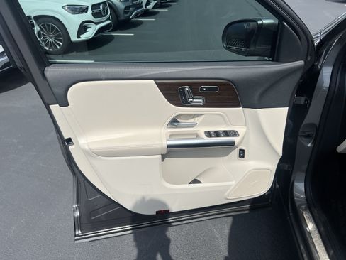 Used 2026 Mercedes-Benz GLA 250 image 14