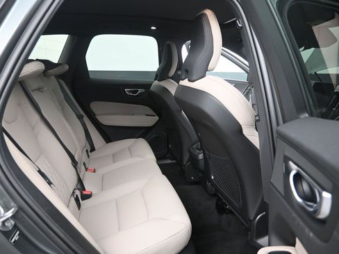 New 2026 Volvo XC60 B5 Core image 17