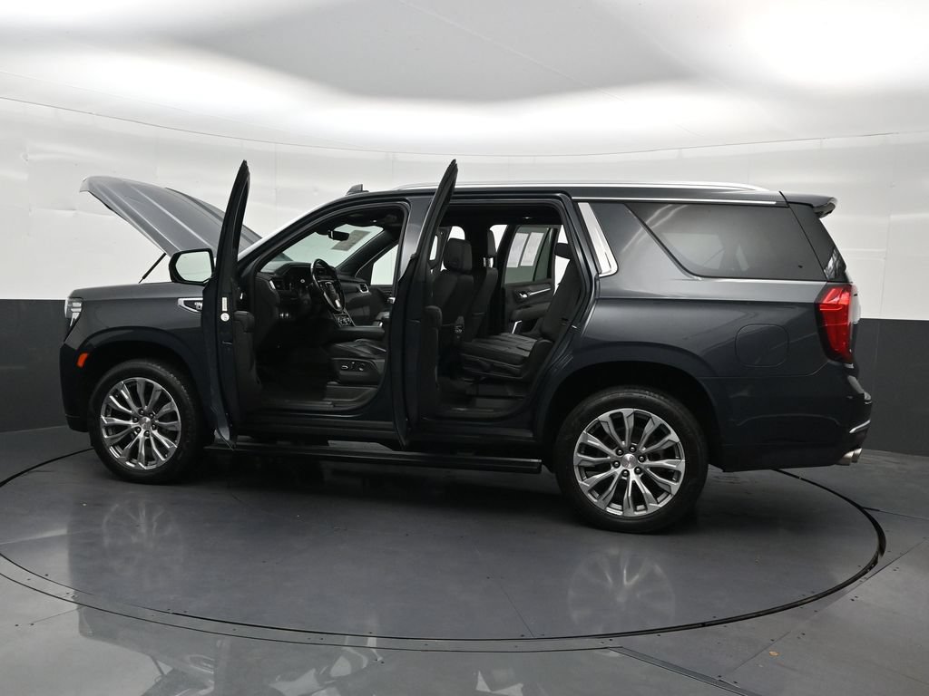 Used 2021 GMC Yukon Denali w/ Denali Premium Package AWD/4WD image 35
