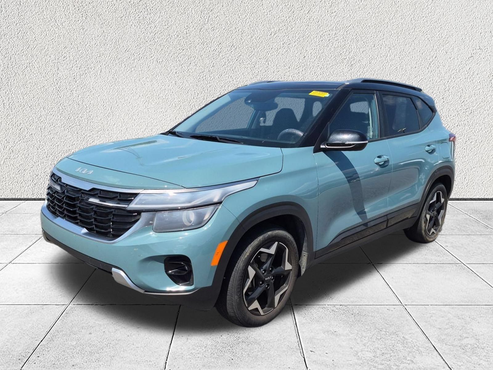 Used 2025 Kia Seltos S FWD image 7