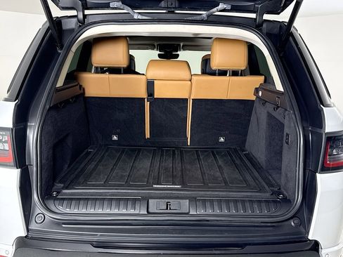 Used 2019 Land Rover Range Rover Sport HSE Dynamic image 24