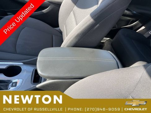 Used 2024 Chevrolet Malibu LT FWD image 21