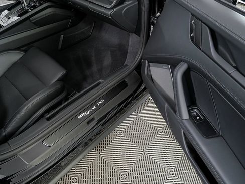 New 2026 Porsche 911 GTS image 25