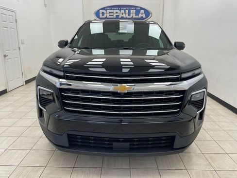 New 2026 Chevrolet Traverse LT w/ Driver Confidence Package AWD/4WD image 17
