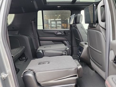 New 2026 GMC Yukon XL AT4 Ultimate AWD/4WD image 54