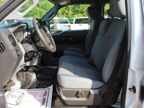 Used 2015 Ford F250 XL w/ Power Equipment Group AWD/4WD image 9