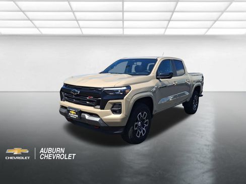 Used 2023 Chevrolet Colorado Z71 w/ Z71 Convenience Package 2 AWD/4WD image 7