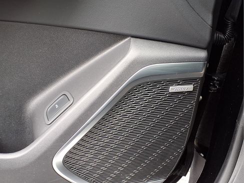 Used 2025 Buick Enclave Preferred FWD image 13