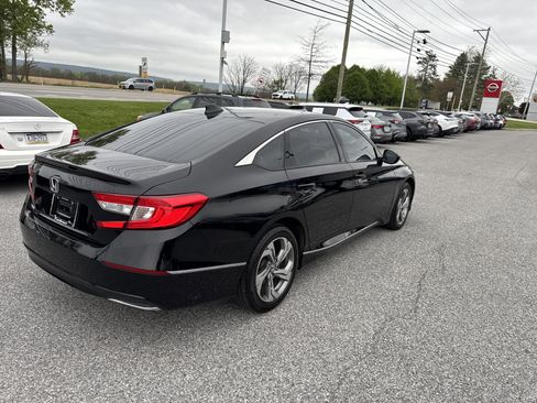 Used 2018 Honda Accord EX image 27