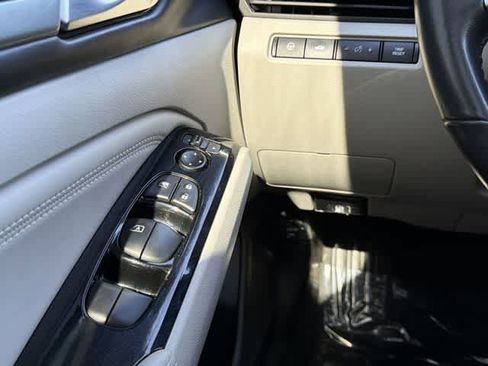 Used 2021 Nissan Altima 2.5 SV w/ SV Premium Package image 14