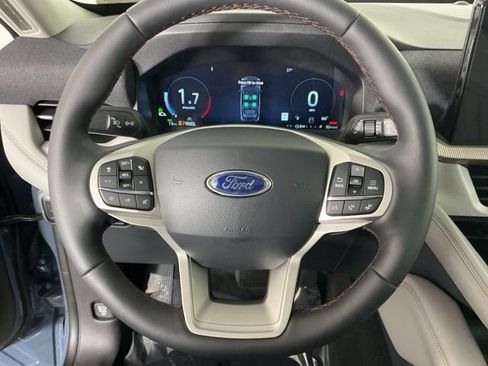 New 2026 Ford Explorer Active w/ Active Comfort Package image 16