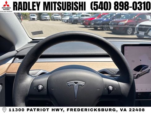 Used 2021 Tesla Model 3 Standard Range Plus RWD image 6