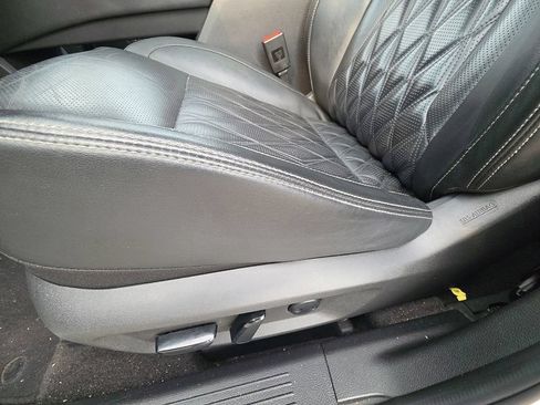 Used 2021 Nissan Rogue Platinum AWD/4WD image 17