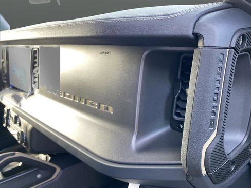 New 2025 Ford Bronco Badlands AWD/4WD image 42
