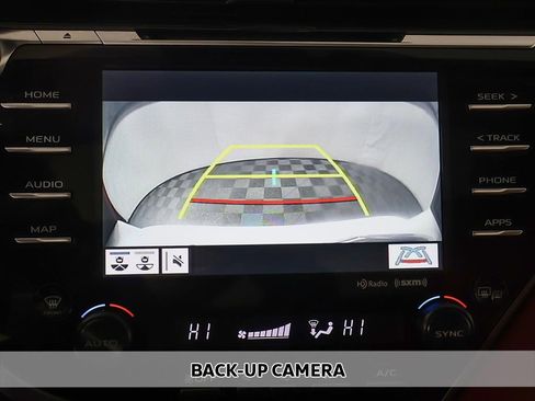 Used 2019 Toyota Camry XSE image 6