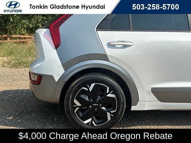 Used 2023 Kia Niro Wave FWD image 33