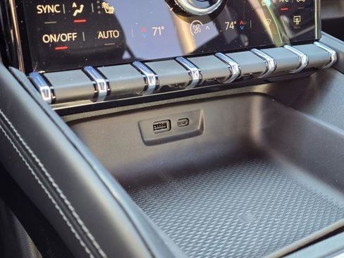 New 2026 GMC Terrain Elevation w/ Elevation Premium Package image 24