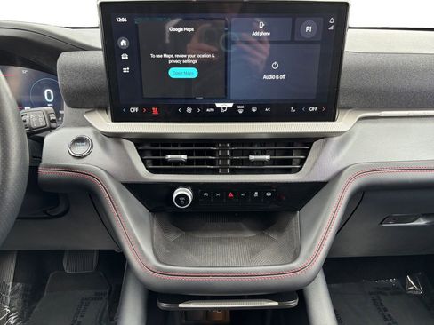 Used 2025 Ford Explorer ST-Line w/ ST-Line Street Pack image 12