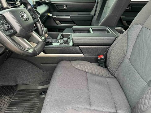 Used 2026 Toyota Tundra SR5 AWD/4WD image 9
