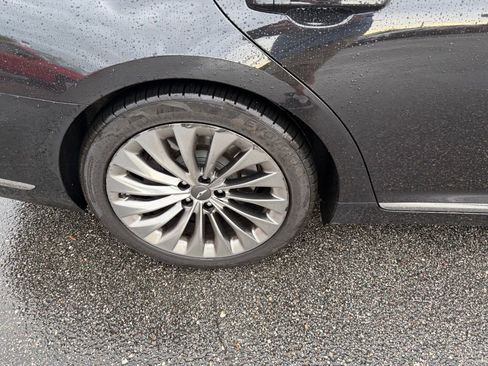 Used 2018 Genesis G90 5.0 Ultimate image 5