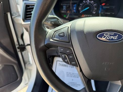 Used 2022 Ford Edge SE w/ Black Appearance Package image 30