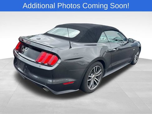 Used 2017 Ford Mustang GT Premium w/ Equipment Group 401A RWD image 4