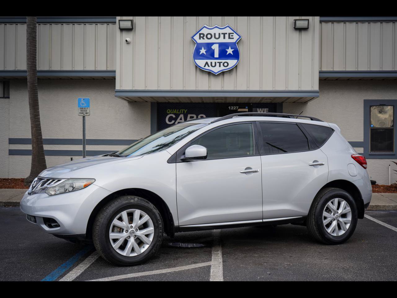 Used 2014 Nissan Murano SV w/ Value Package FWD image 1