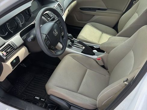 Used 2015 Honda Accord LX image 14