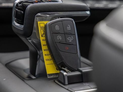 Used 2025 GMC Sierra 1500 AT4X image 24