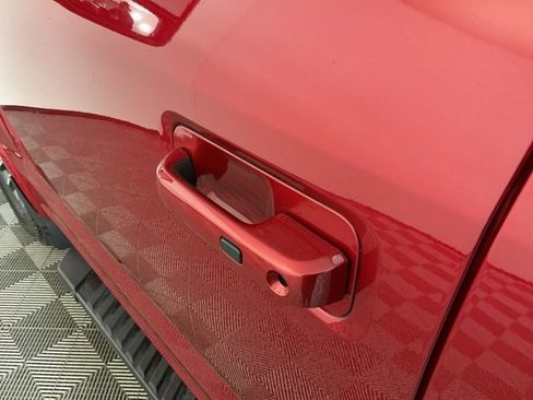 Used 2020 Ford F150 Lariat image 12