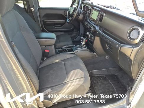 Used 2021 Jeep Wrangler Unlimited Sport w/ Sun And Sound Package AWD/4WD image 11