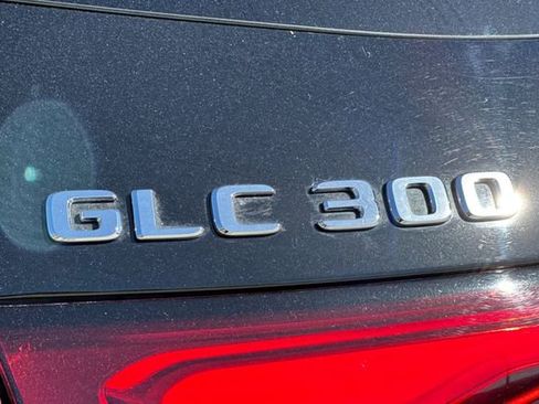 Used 2023 Mercedes-Benz GLC 300 image 33