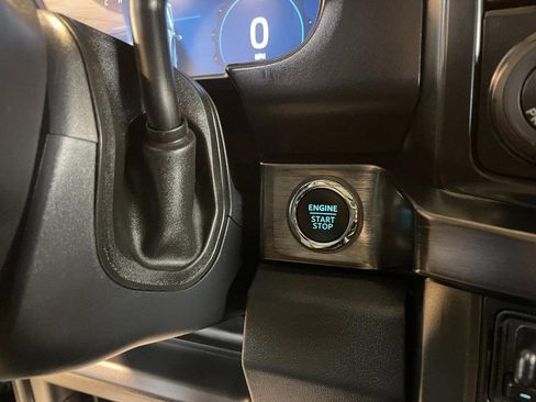 Used 2023 Ford F250 Lariat w/ Lariat Ultimate Package image 30