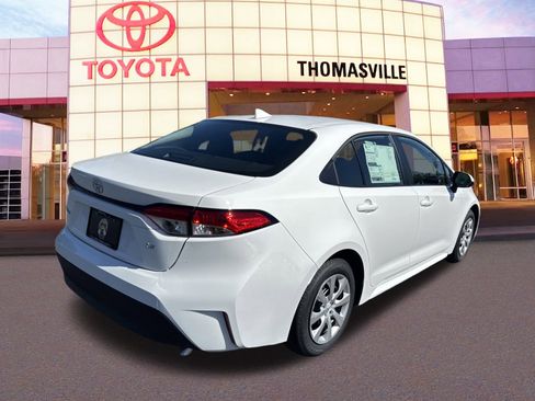New 2025 Toyota Corolla LE image 5